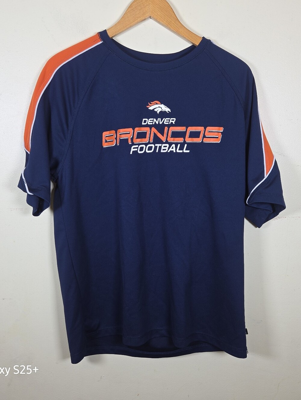 Men's NFL Denver Broncos Team Apparel T-Shirt Size L Large Navy
